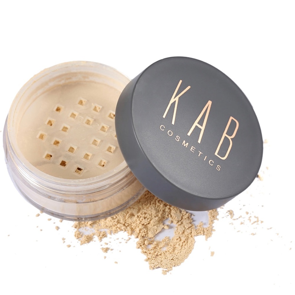 KAB Cosmetics Loose Setting Powder in Translucent